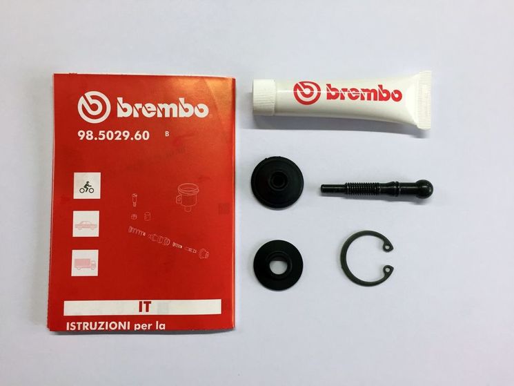 BREMBO - Kit réparation tige de poussé maitre cylindre CNC