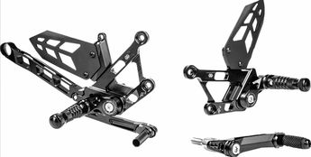 Commandes reculées ajustables GILLES TOOLING MUE2 noir Yamaha MT-10 2022/2023